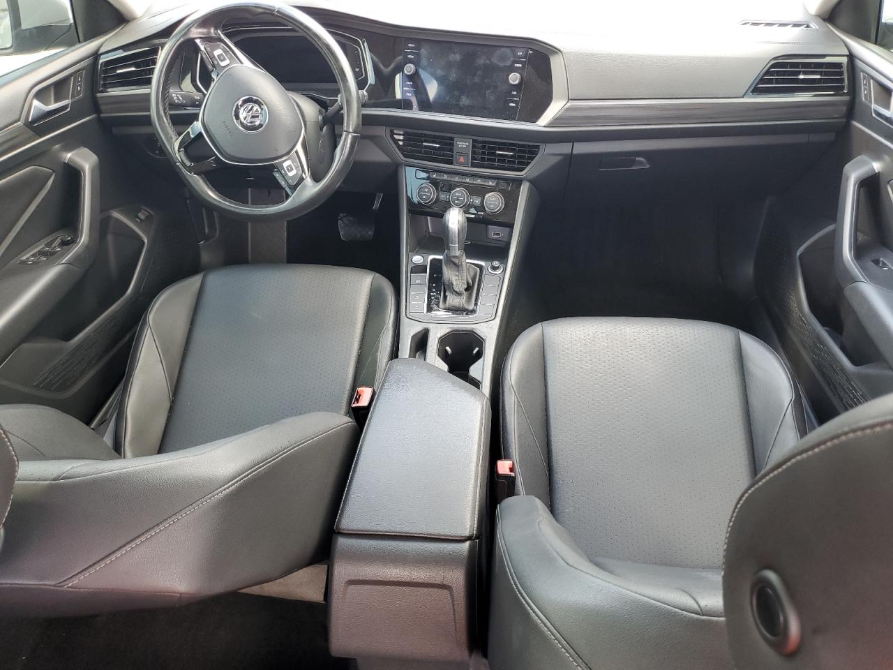2019 Volkswagen Jetta - Image 8