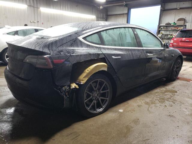  TESLA MODEL 3 2019 Черный