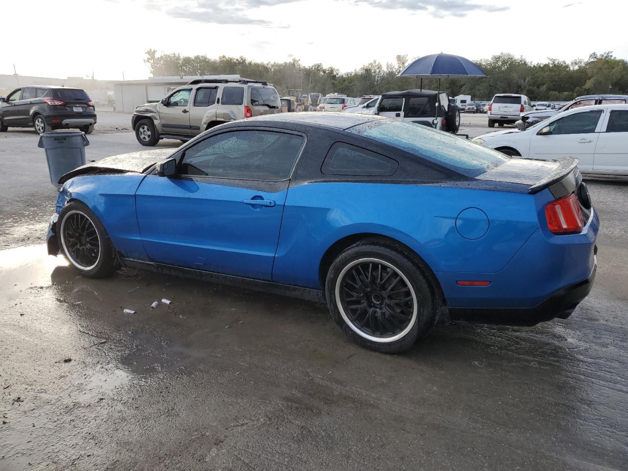2012 Ford Mustang - Image 2