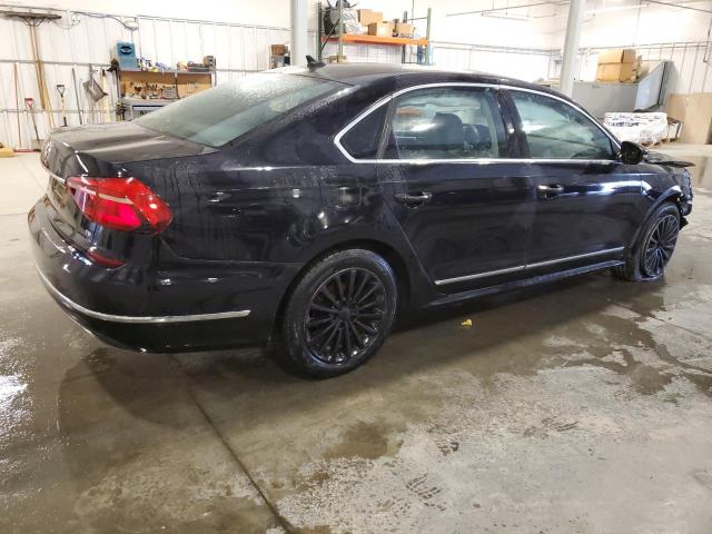  VOLKSWAGEN PASSAT 2017 Черный