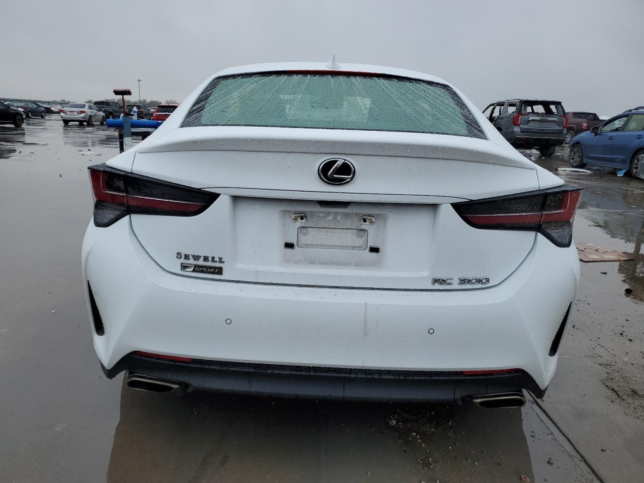 2020 Lexus RC - Image 6