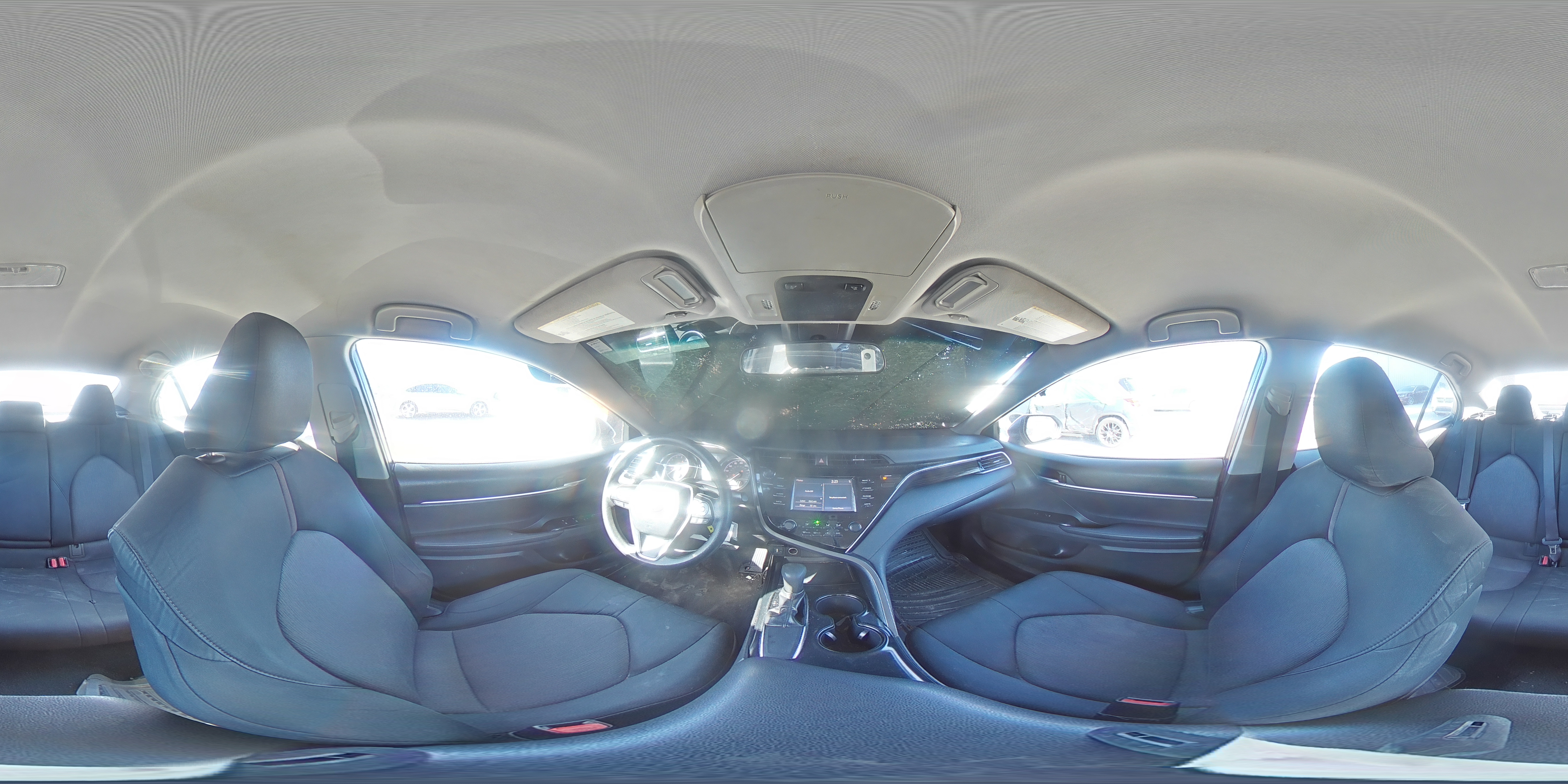2018 Toyota Camry - Image 13