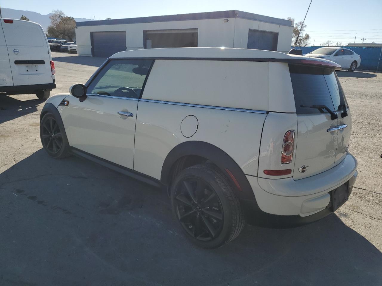 VIN WMWZF3C54DT571118 2013 MINI COOPER no.2