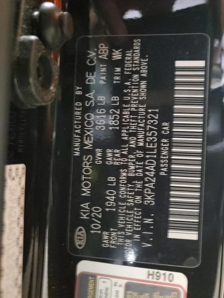 2020 Kia Rio - Image 13