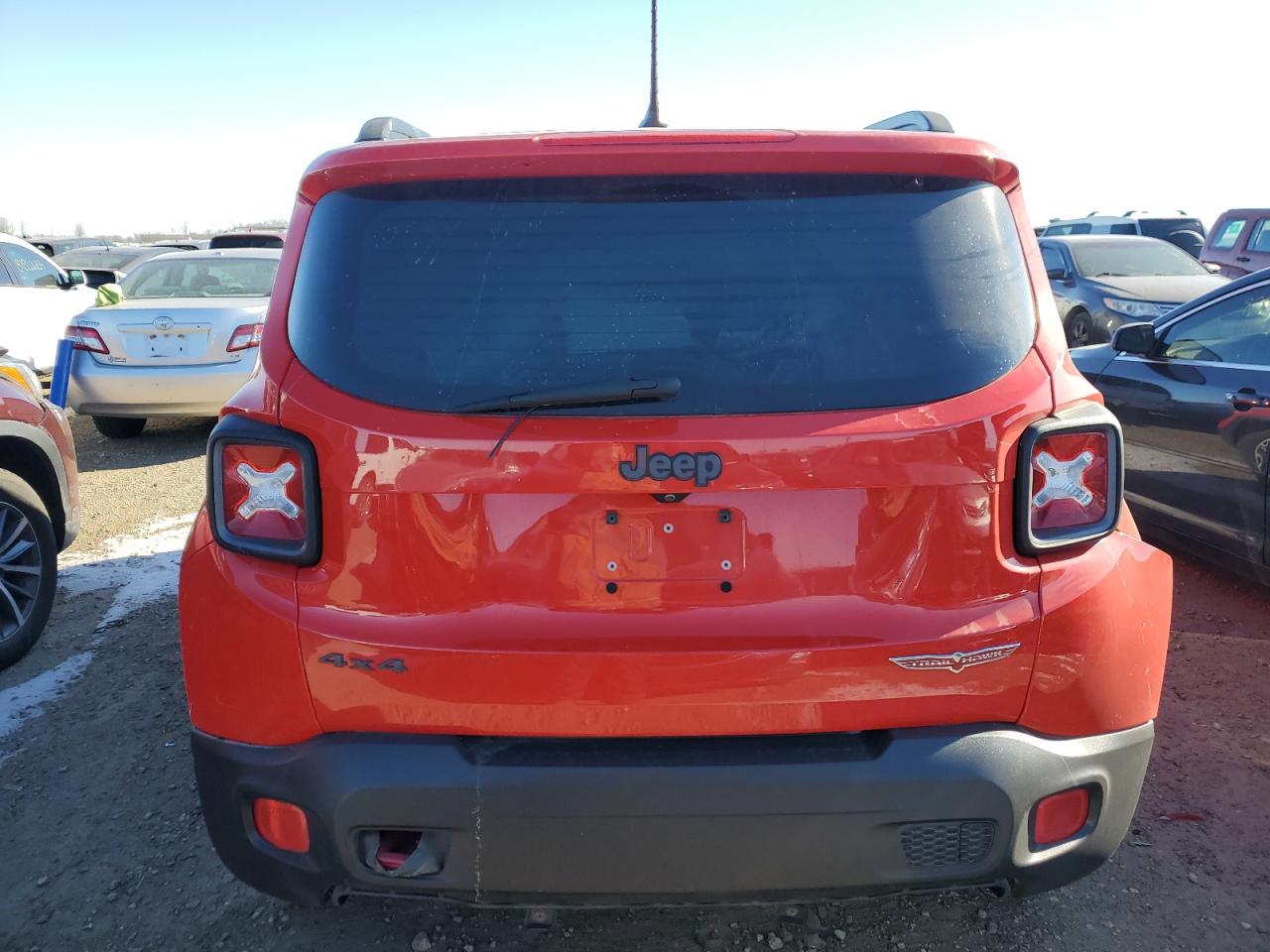 2016 Jeep Renegade - Image 6