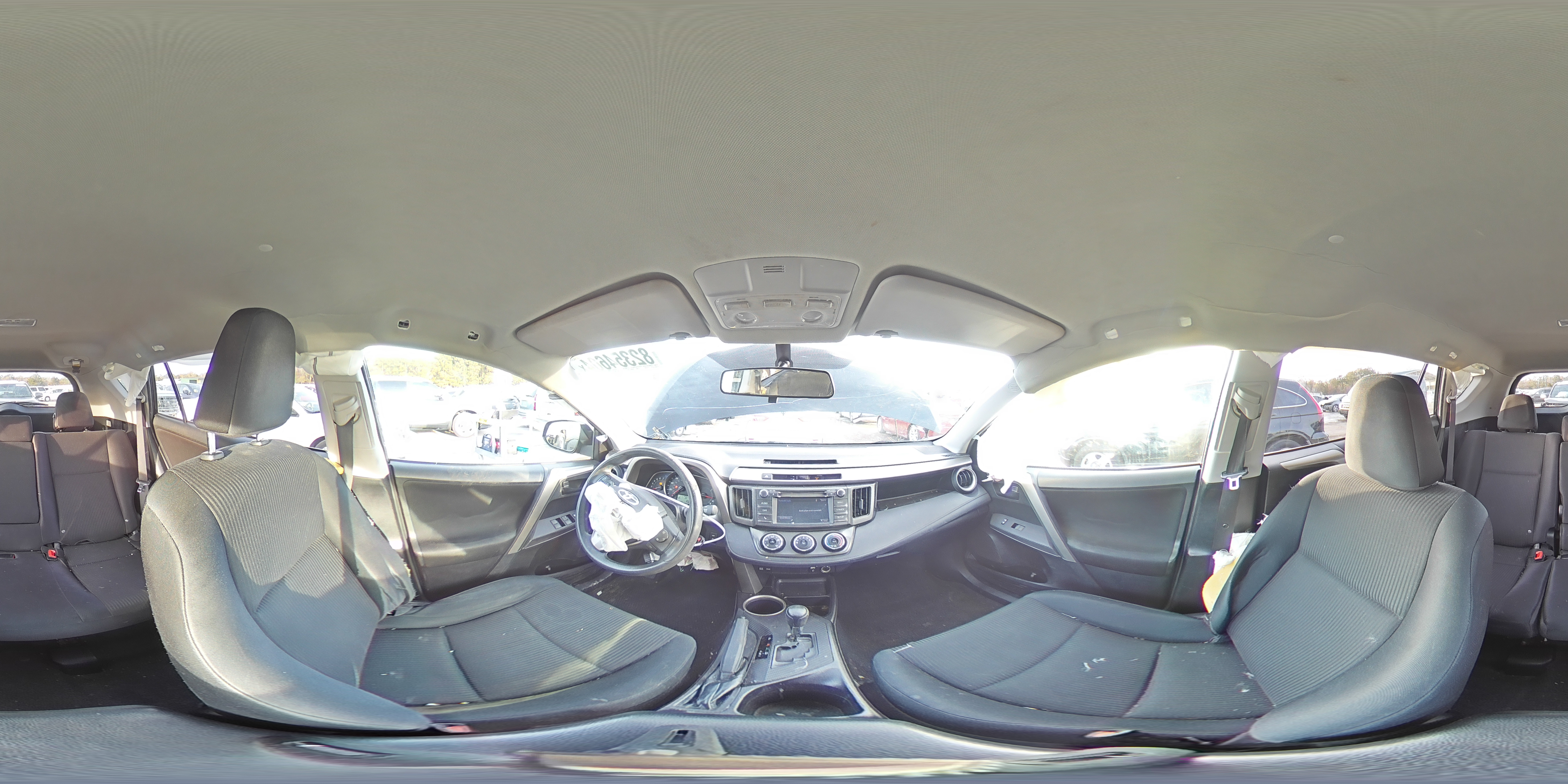 2015 Toyota RAV 4 - Image 14