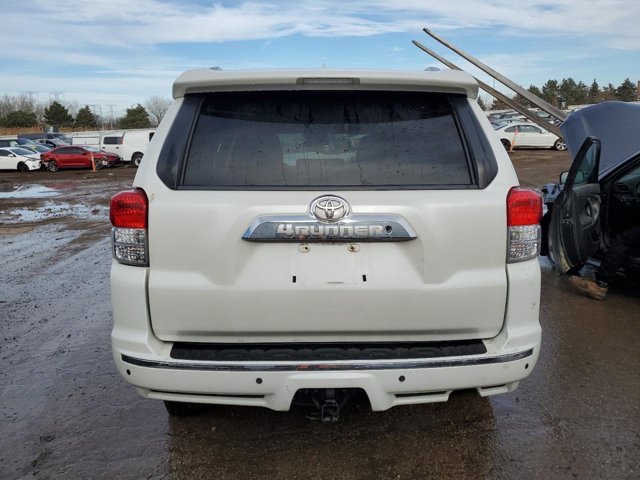 2011 Toyota 4Runner Sr5 VIN: JTEBU5JRXB5035508 Lot: 83407714