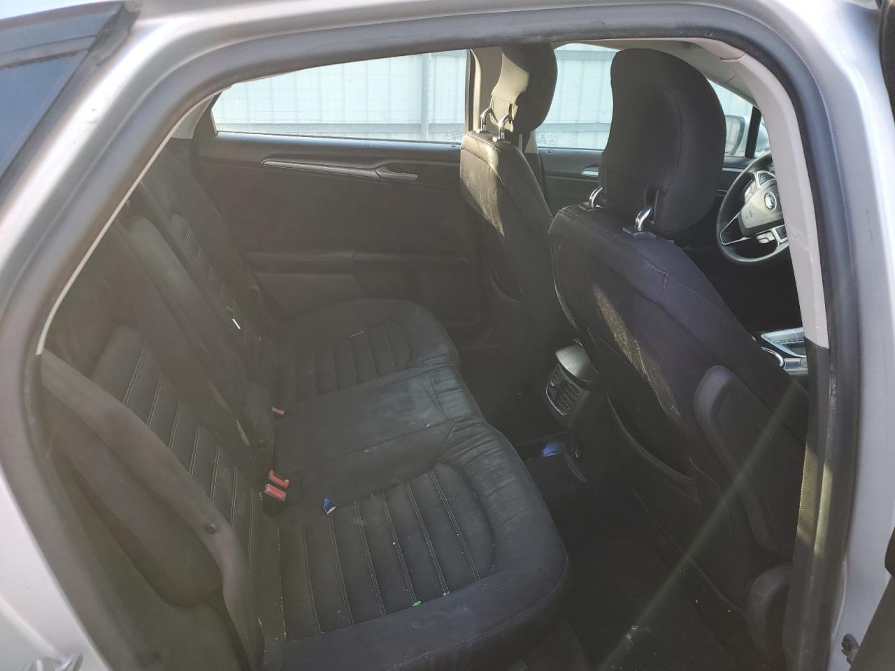 2015 Ford Fusion - Image 10