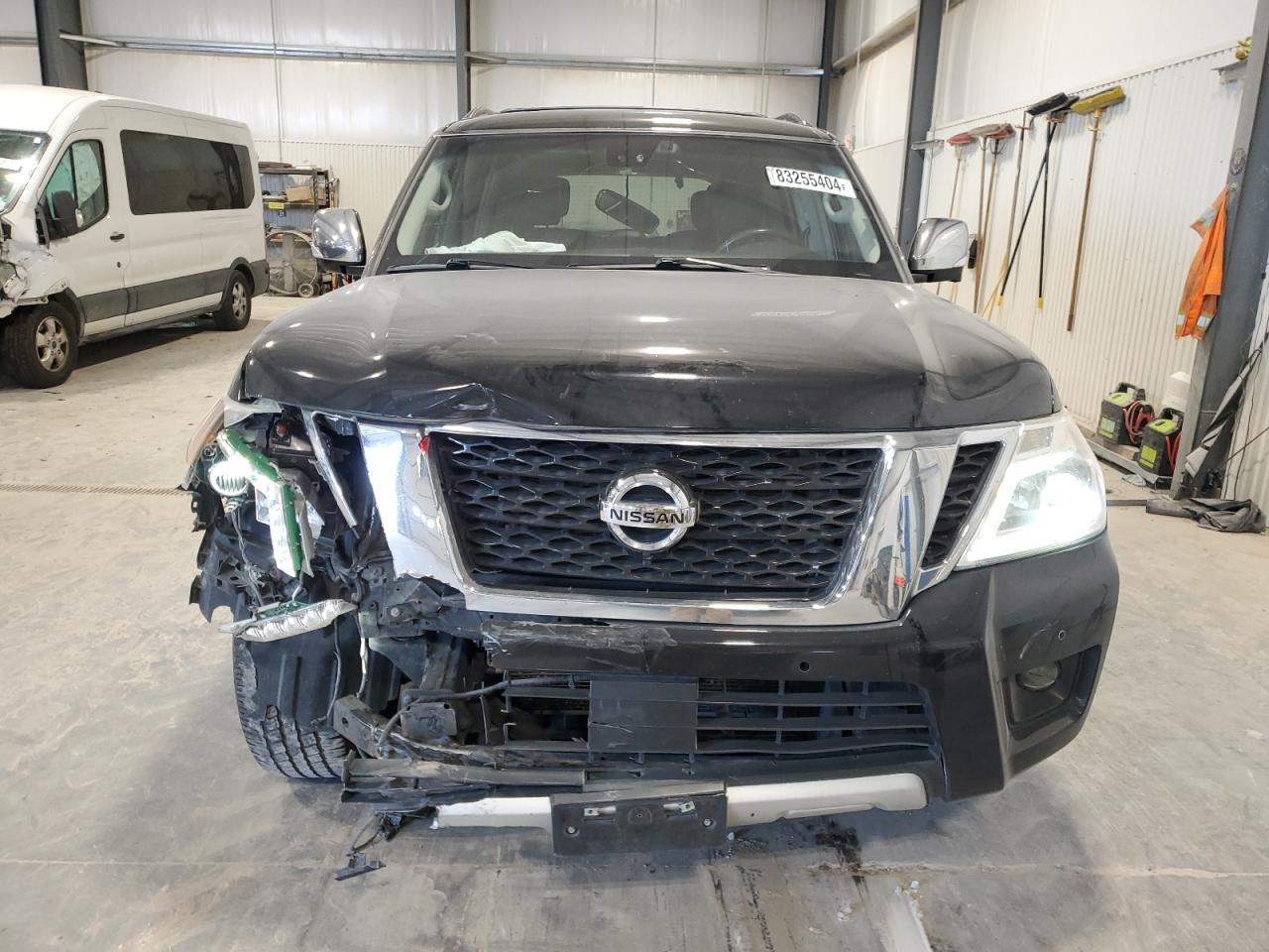 2017 Nissan Armada - Image 5
