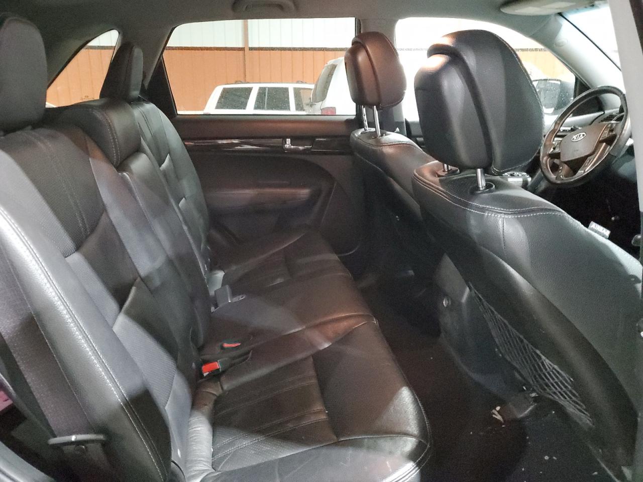 2012 Kia Sorento - Image 11