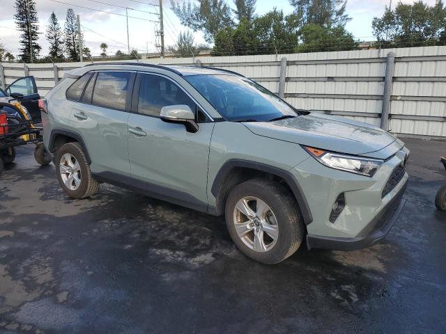  TOYOTA RAV4 2019 Зеленый