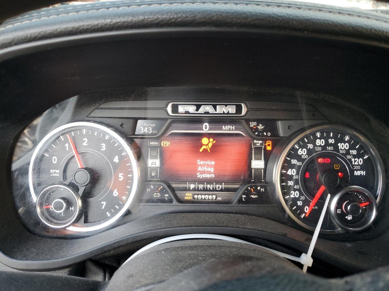 2019 RAM 1500 - Image 9