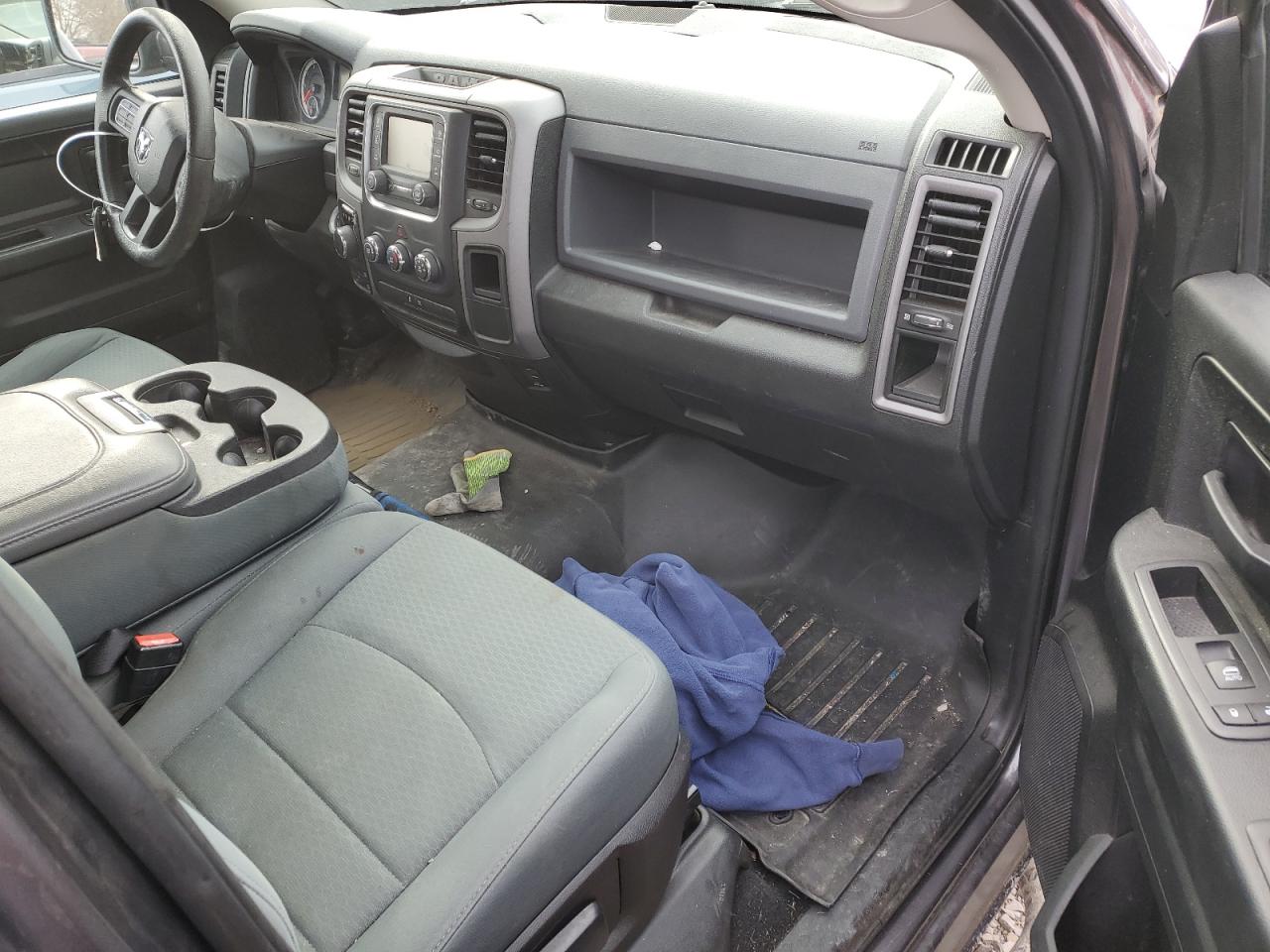 2017 RAM 1500 - Image 8