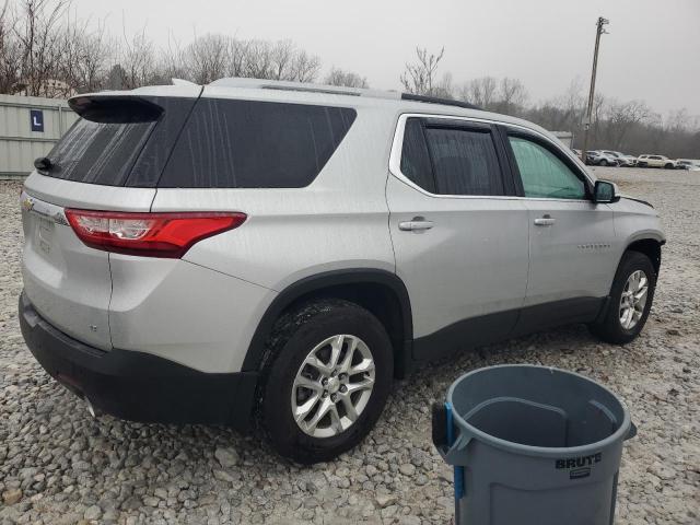  CHEVROLET TRAVERSE 2018 Srebrny