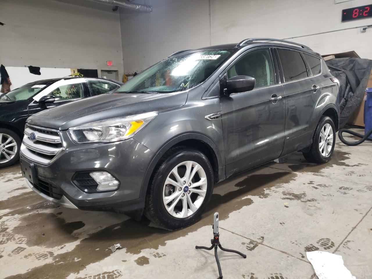 VIN 1FMCU9GD0JUD12940 2018 FORD ESCAPE no.1