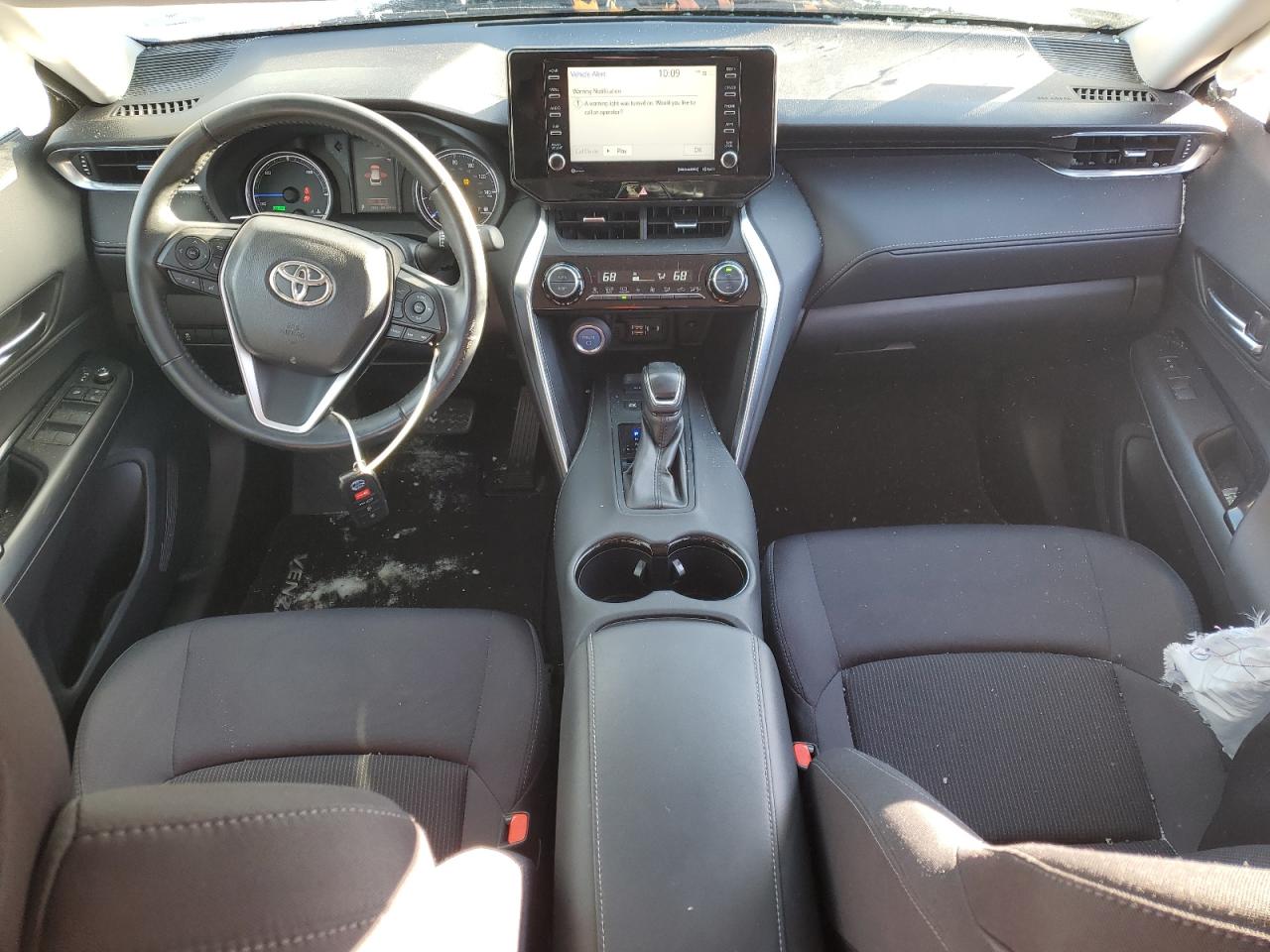 2021 Toyota Venza - Image 8
