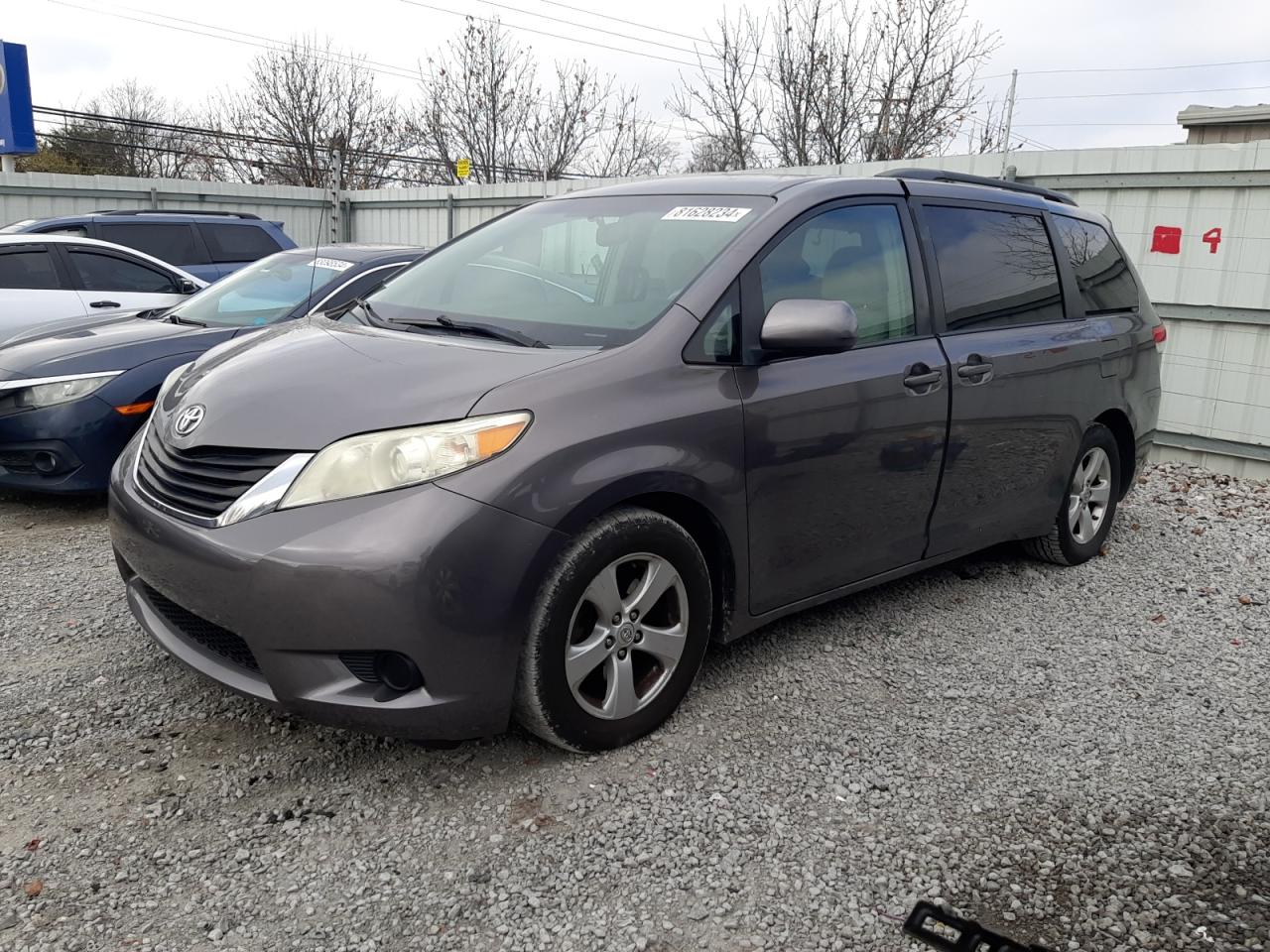 2011 Toyota Sienna - Image 1