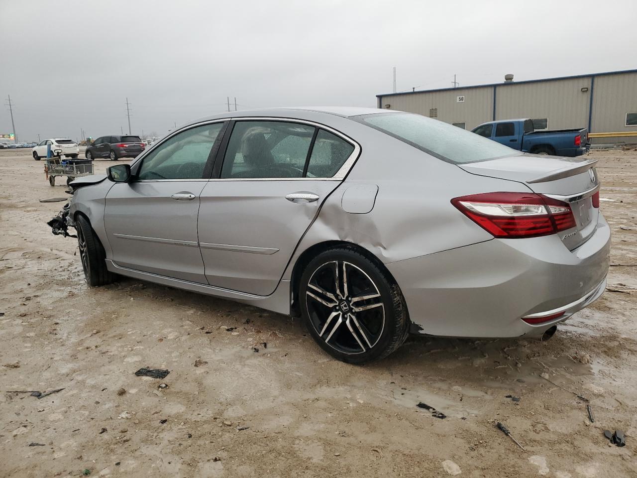 VIN 1HGCR2F58GA122130 2016 HONDA ACCORD no.2