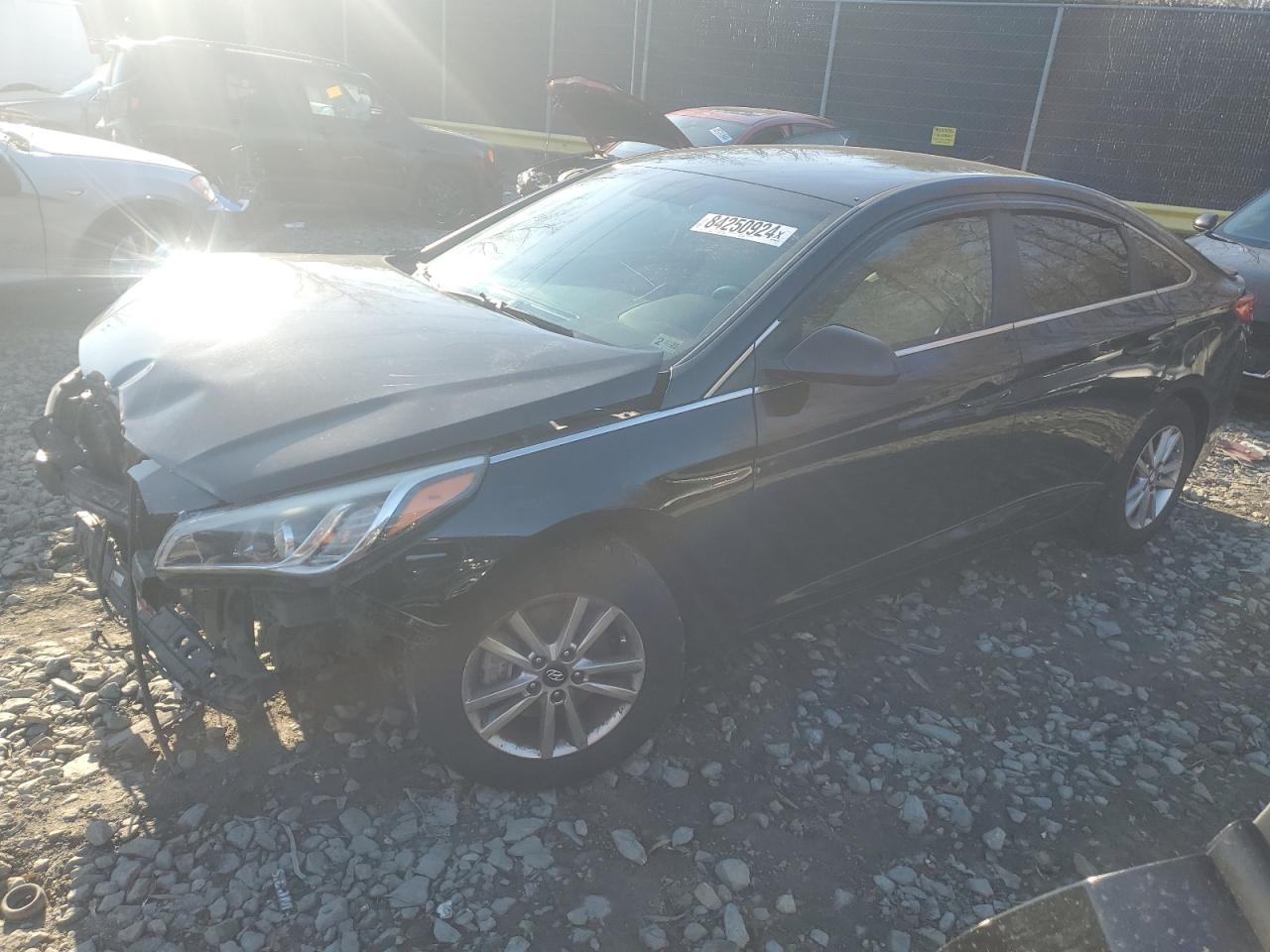 5NPE24AF5FH230008 2015 HYUNDAI SONATA - Image 1