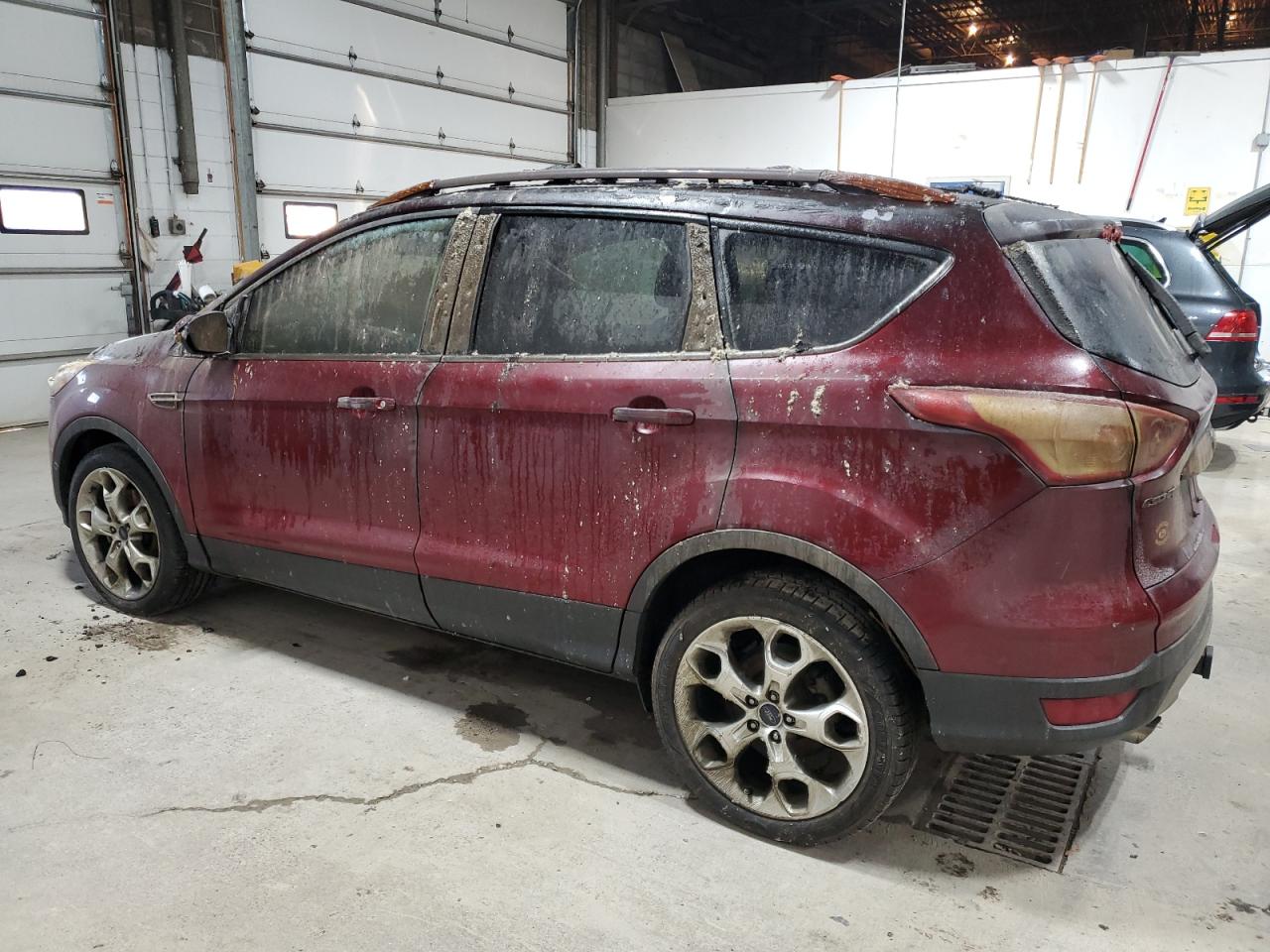 VIN 1FMCU9J94FUB62391 2015 FORD ESCAPE no.2