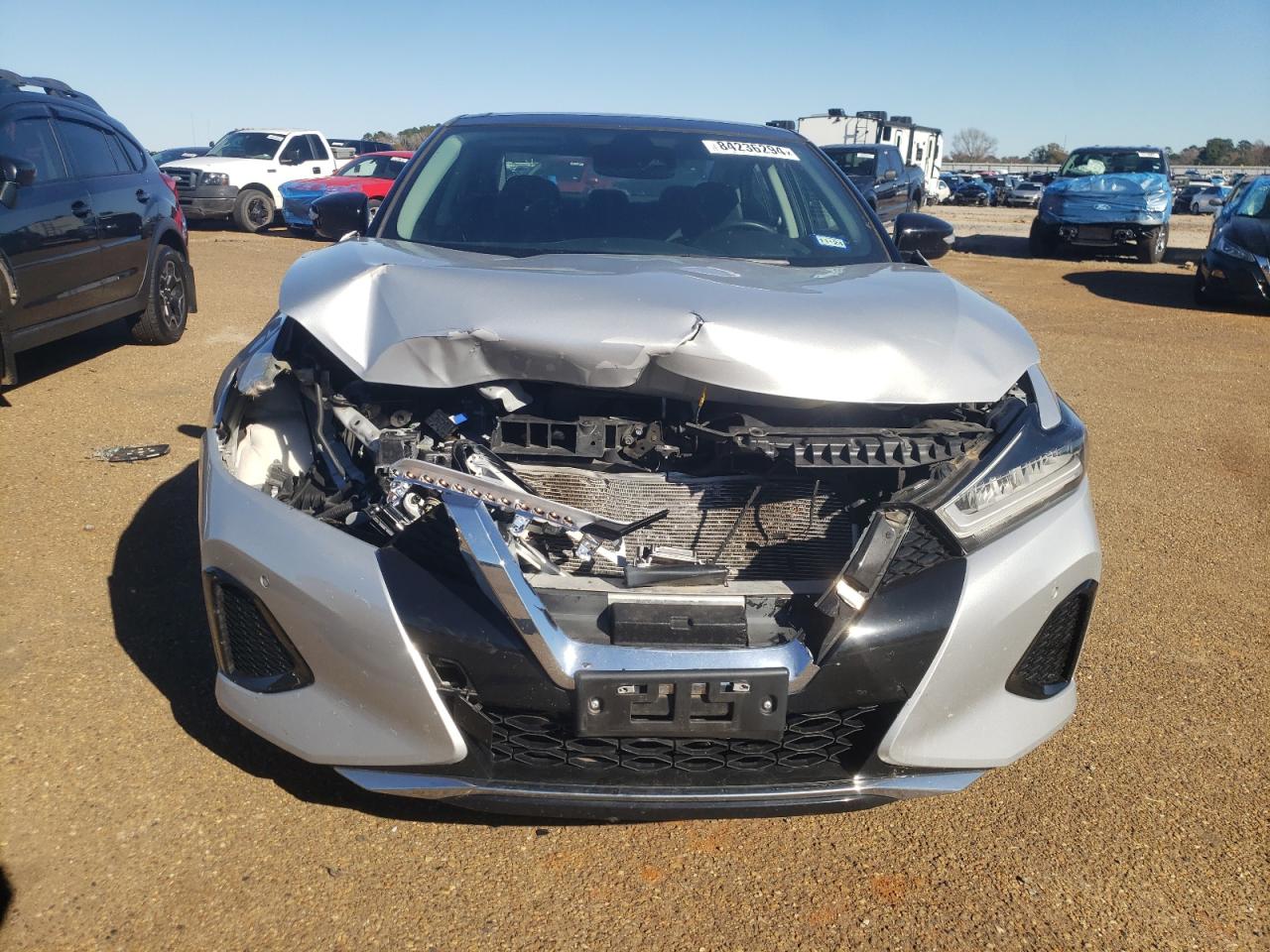 2020 Nissan Maxima - Image 5