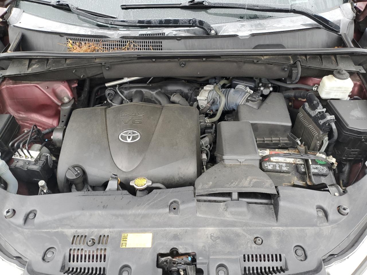 2017 Toyota Highlander - Image 12