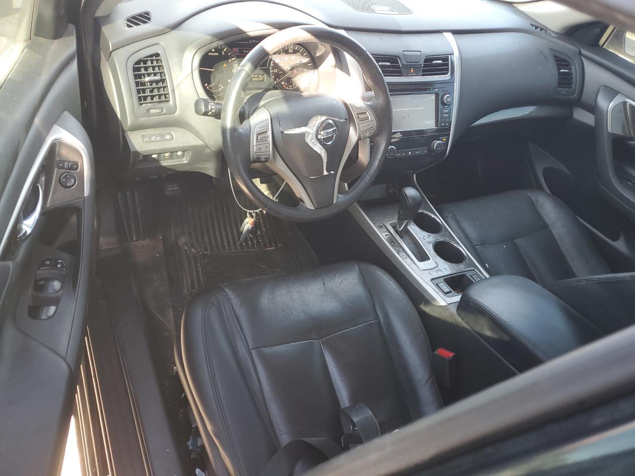 2015 Nissan Altima - Image 8