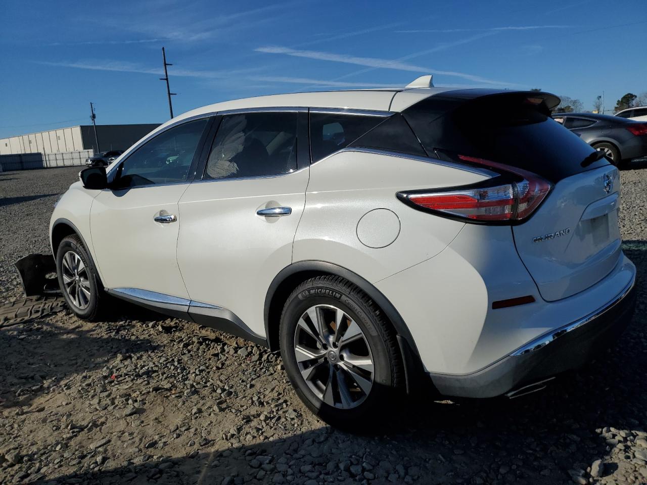 2018 Nissan Murano - Image 2