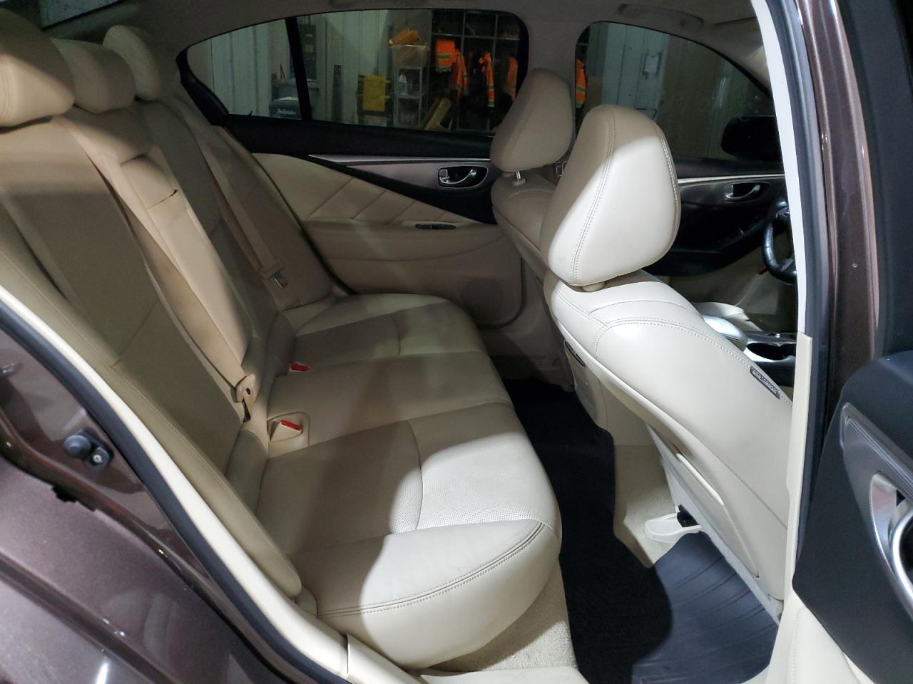 2015 Infiniti Q50 Base VIN: JN1BV7AR0FM412228 Lot: 85131184