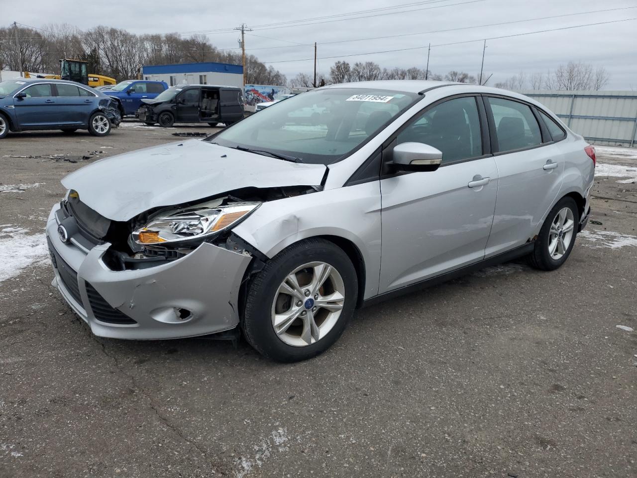 VIN 1FADP3F24EL156285 2014 FORD FOCUS no.1