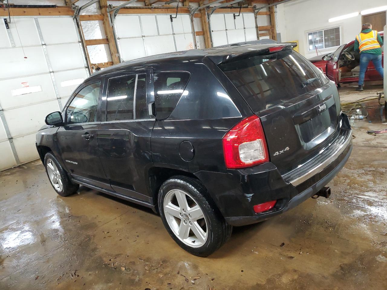 VIN 1C4NJDCB1DD217885 2013 JEEP COMPASS no.2