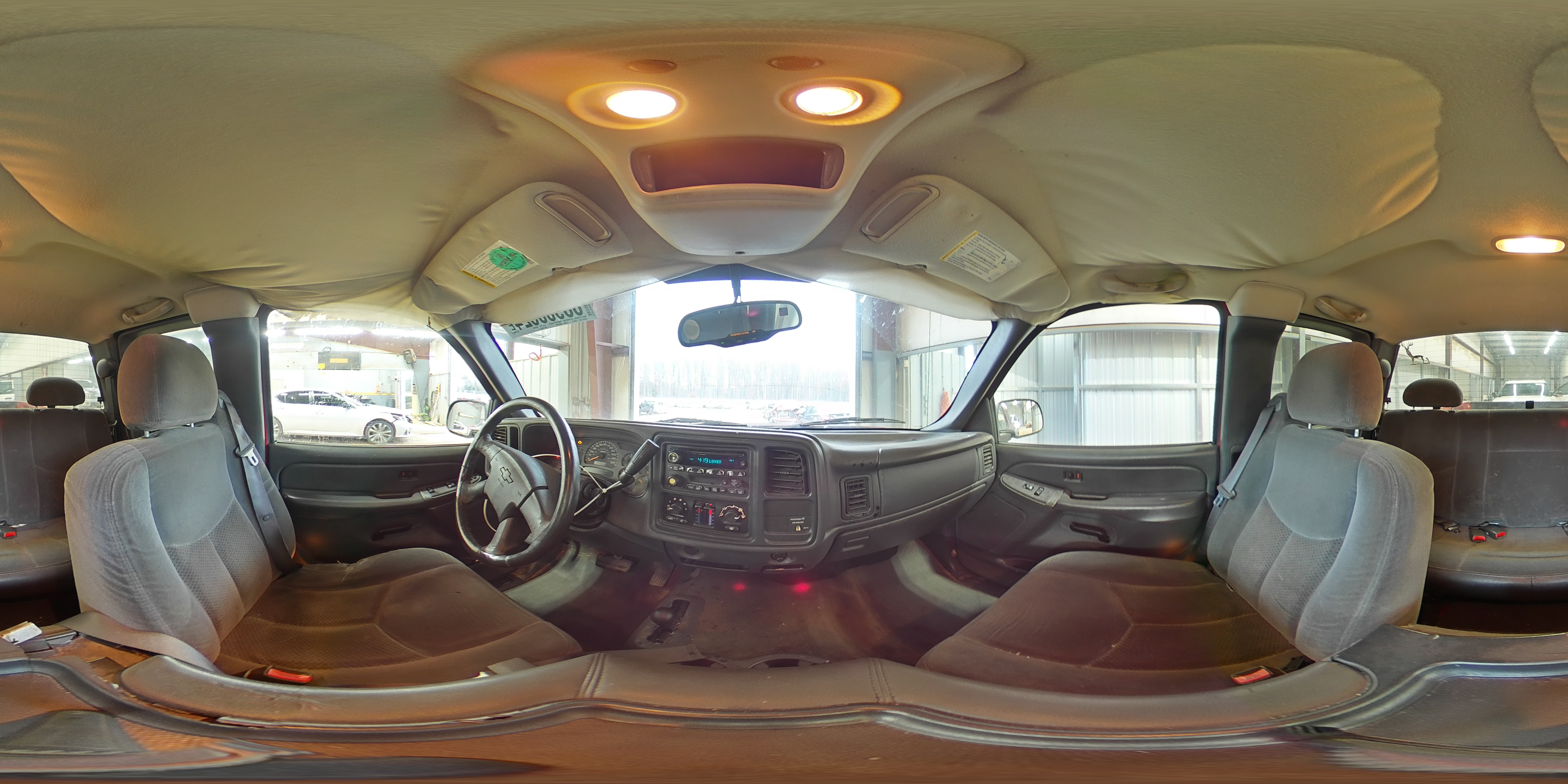 2004 Chevrolet Silverado - Image 12