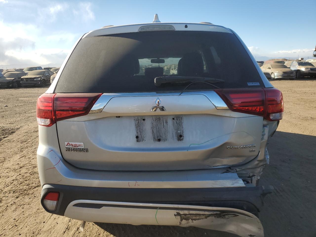 2019 Mitsubishi Outlander - Image 6