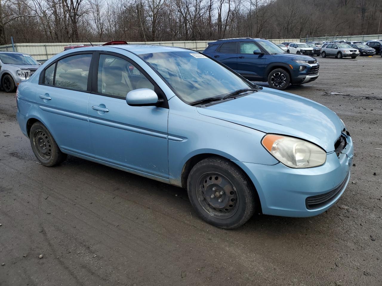 2011 Hyundai Accent - Image 4