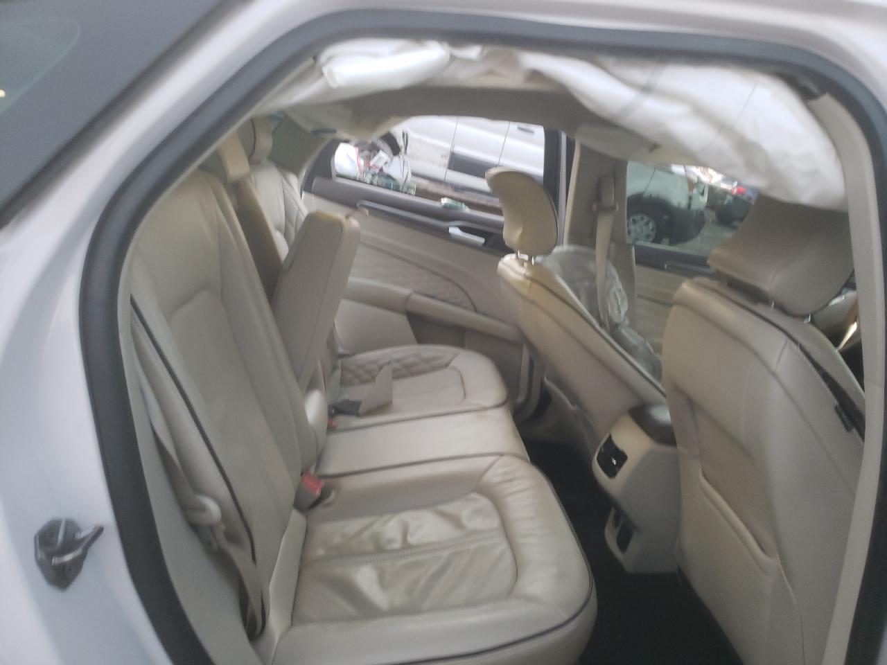 2017 Ford Fusion - Image 11