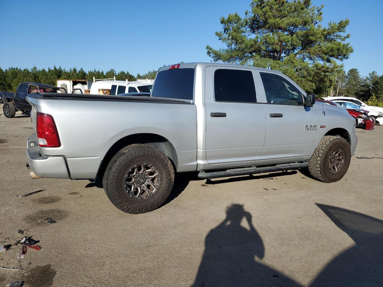 2015 RAM 1500 - Image 3