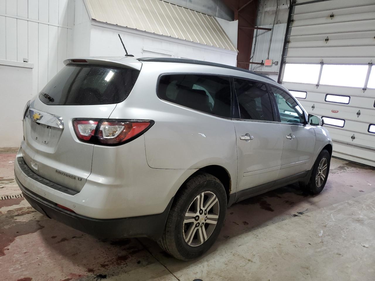 VIN 1GNKVHKD5FJ329201 2015 CHEVROLET TRAVERSE no.3