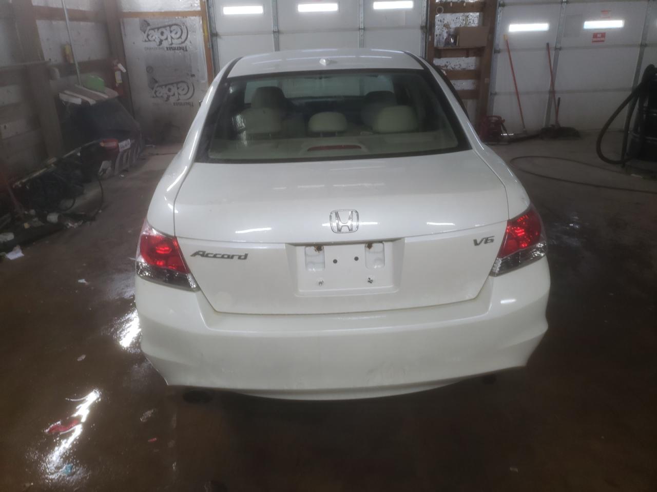 2008 Honda Accord - Image 6
