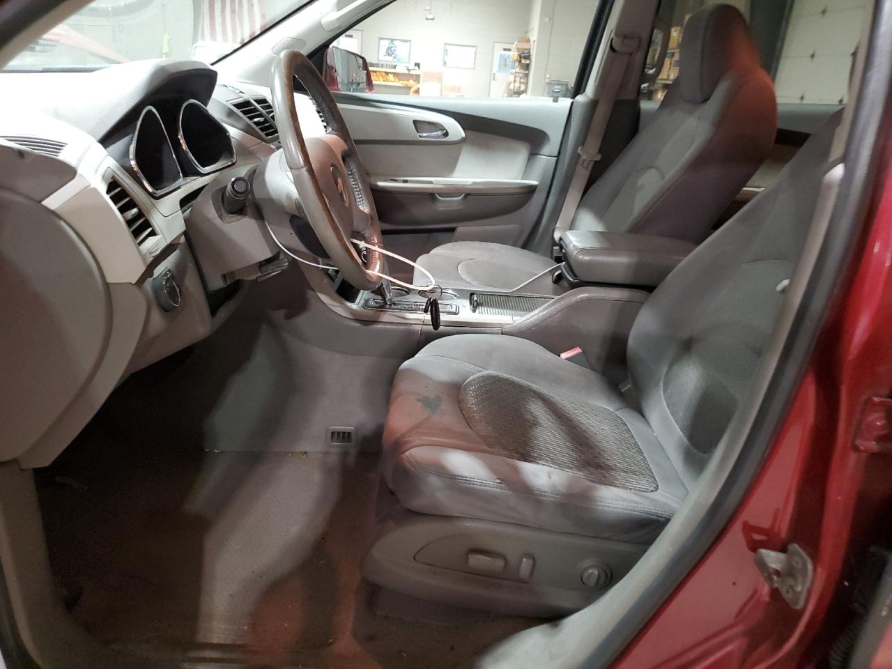 2010 Chevrolet Traverse - Image 7