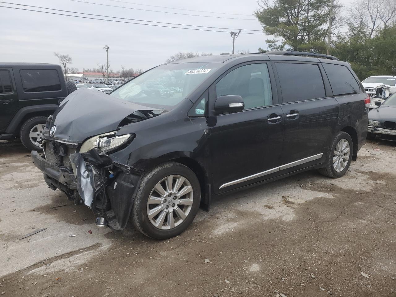 2013 Toyota Sienna - Image 1