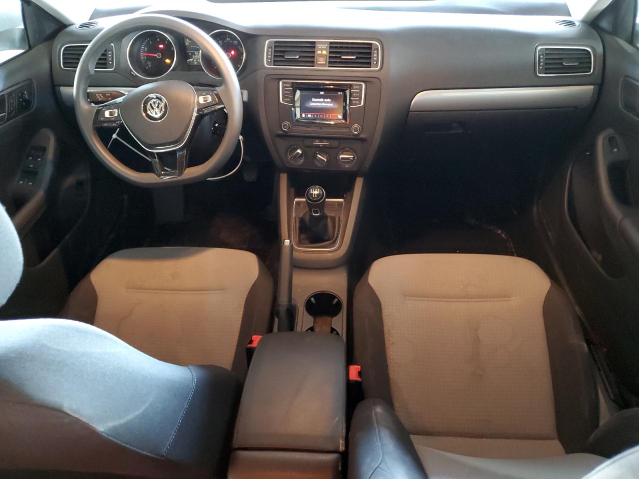 2018 Volkswagen Jetta - Image 8