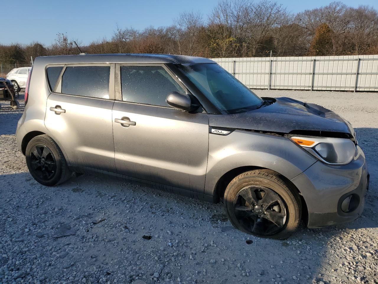 VIN KNDJN2A27K7665019 2019 KIA SOUL no.4