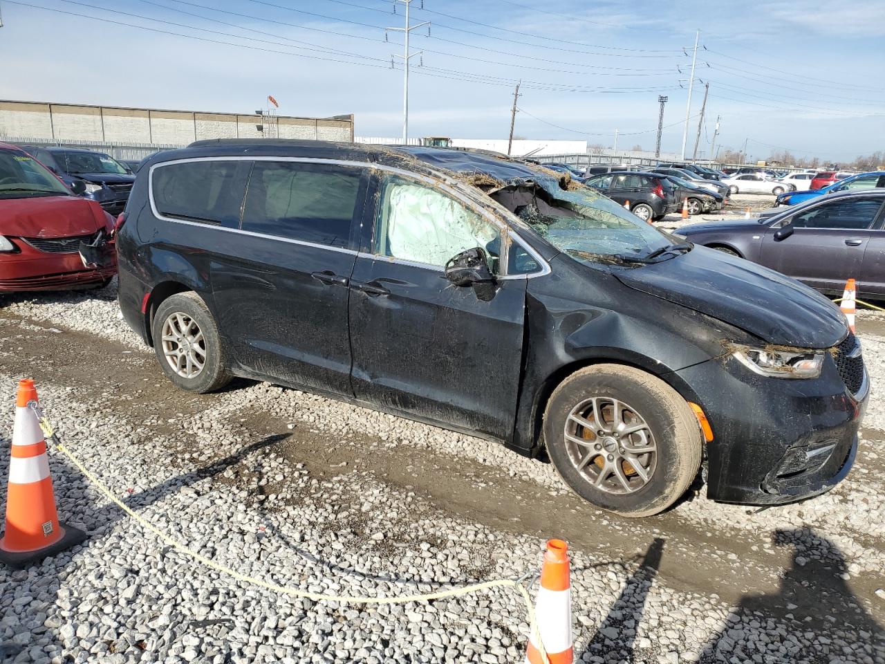 2022 Chrysler Pacifica - Image 4
