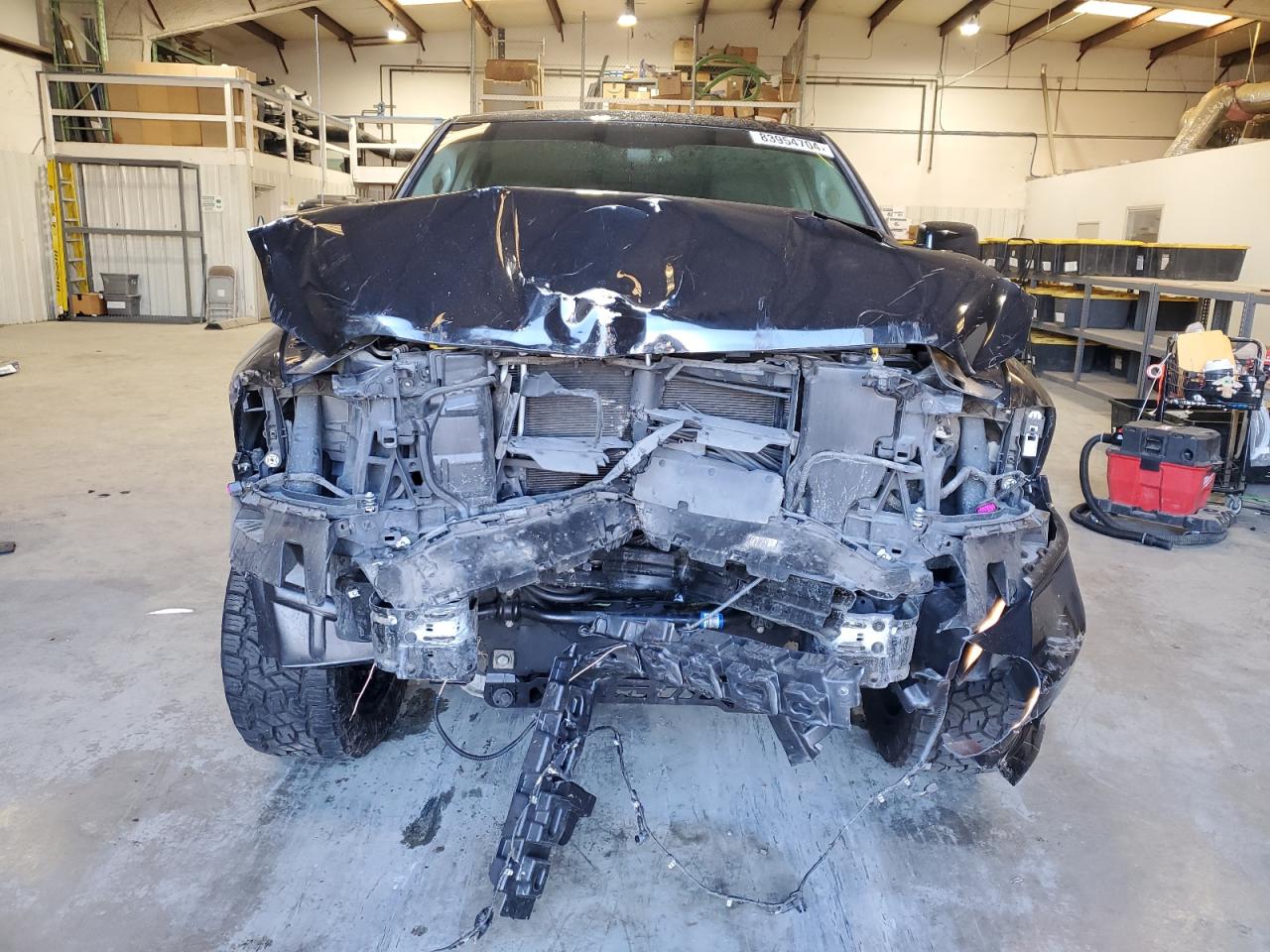 2016 RAM 1500 - Image 5