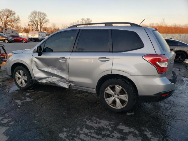  SUBARU FORESTER 2015 Серебристый