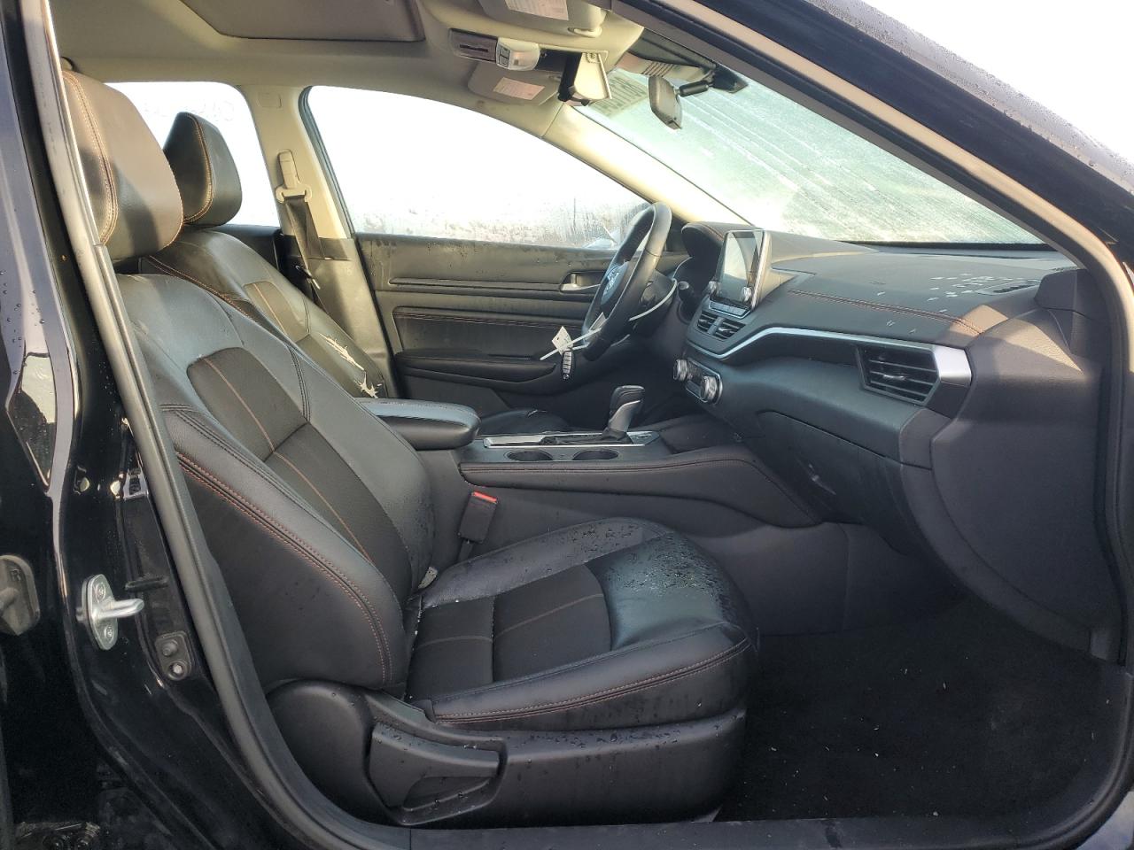 2021 Nissan Altima - Image 7