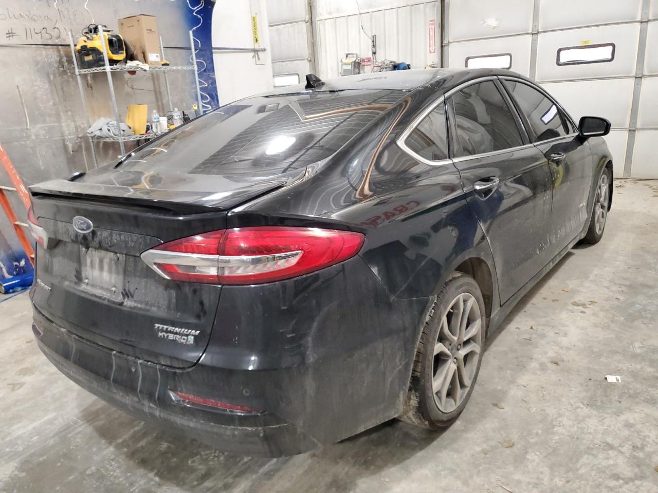 2019 Ford Fusion - Image 3