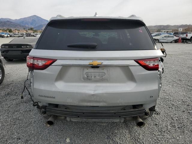  CHEVROLET TRAVERSE 2018 Silver