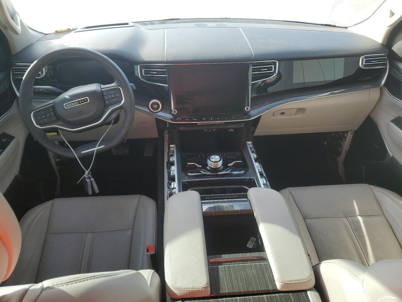 2022 Jeep Grand Wagoneer - Image 8