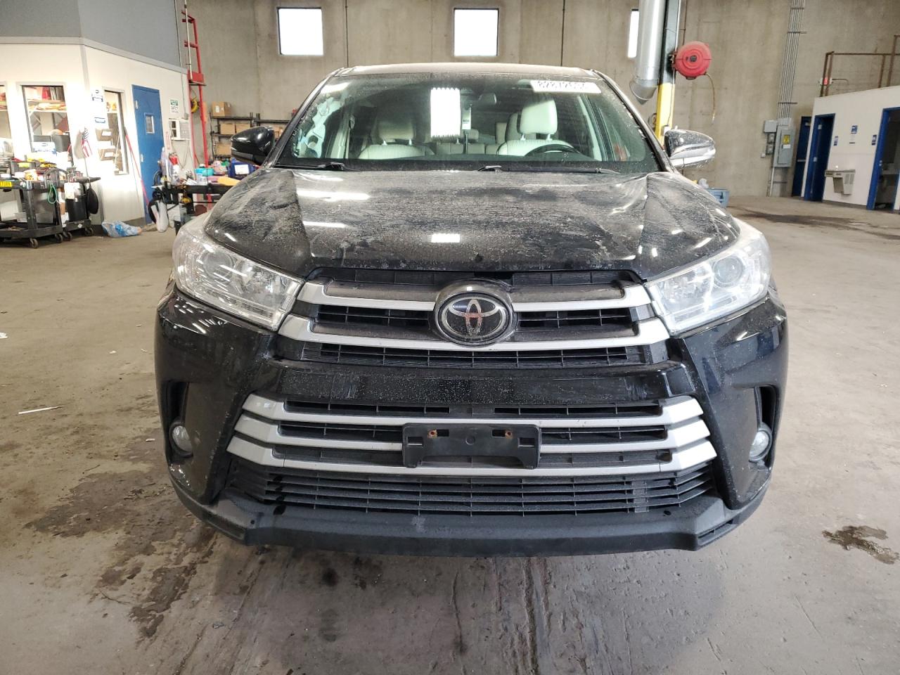 VIN 5TDBZRFH2JS802712 2018 TOYOTA HIGHLANDER no.5